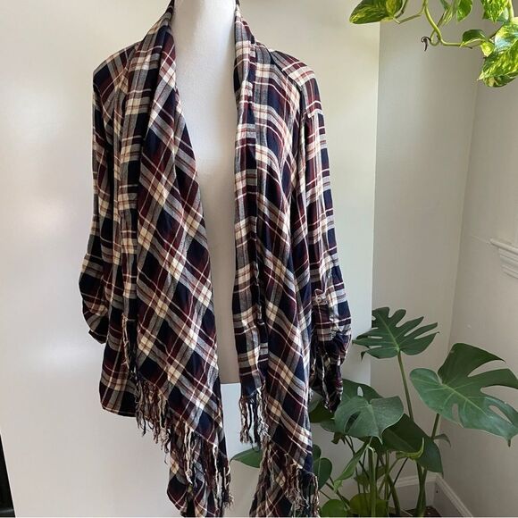 Altar'd State Tops - Altar’s‎ State Checked Plaid Open Poncho